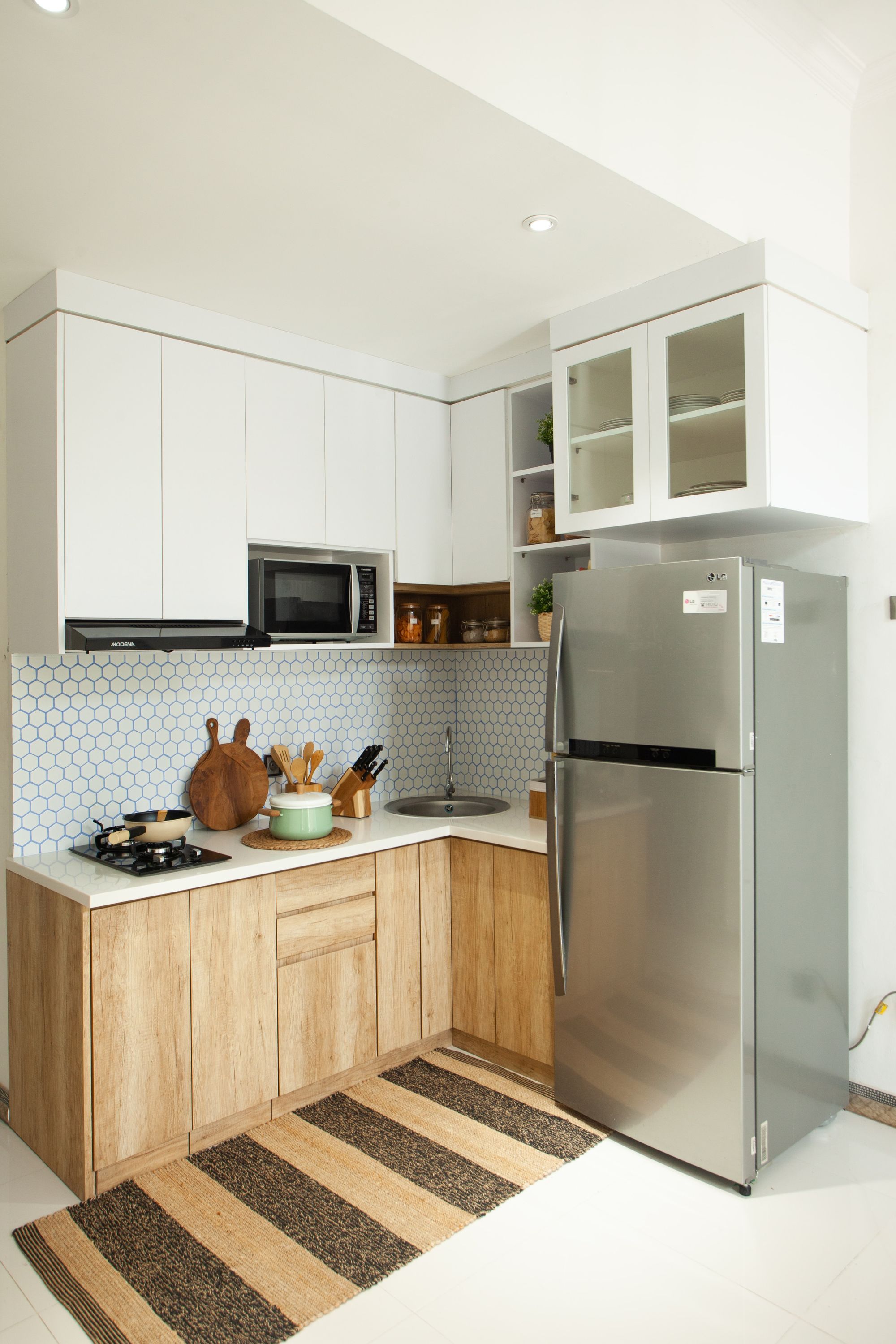 Дизайн кухни 6 кв.м: делаем маленькое пространство полезным