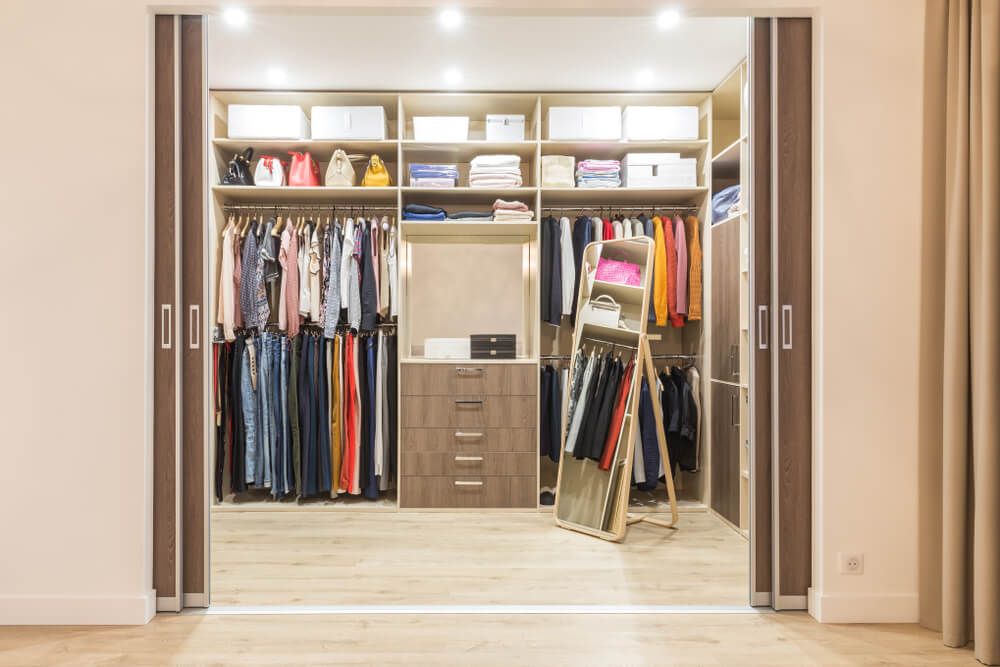 walk-in closet organzation ideas