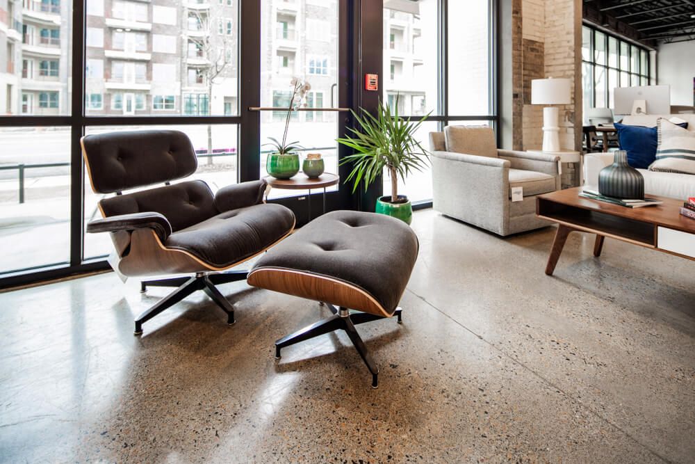 https://planner5d.com/blog/content/images/2022/10/the-iconic-eames-chair-and-ottoman.jpg