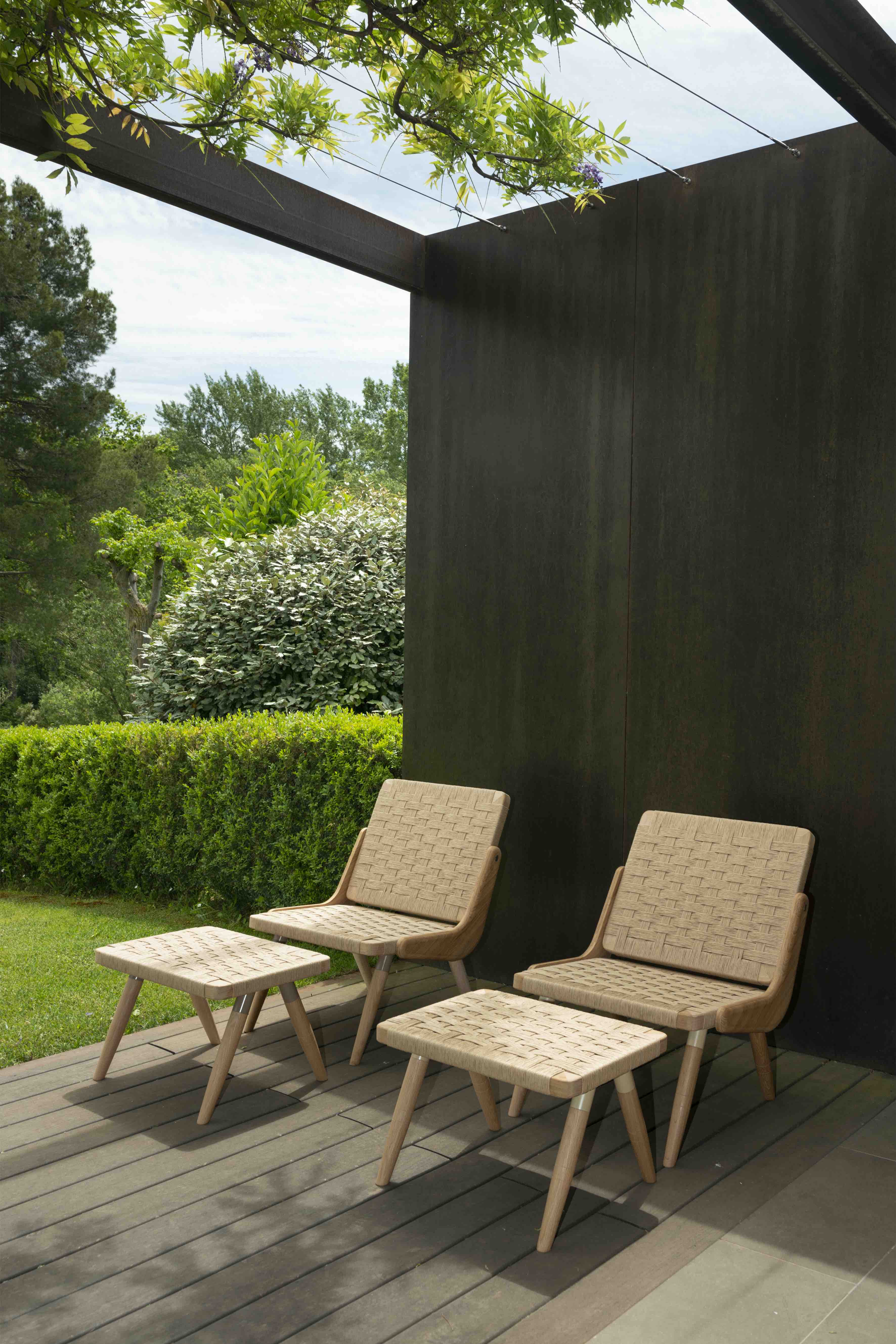 Garden Furniture for Perfect Outdoor Living