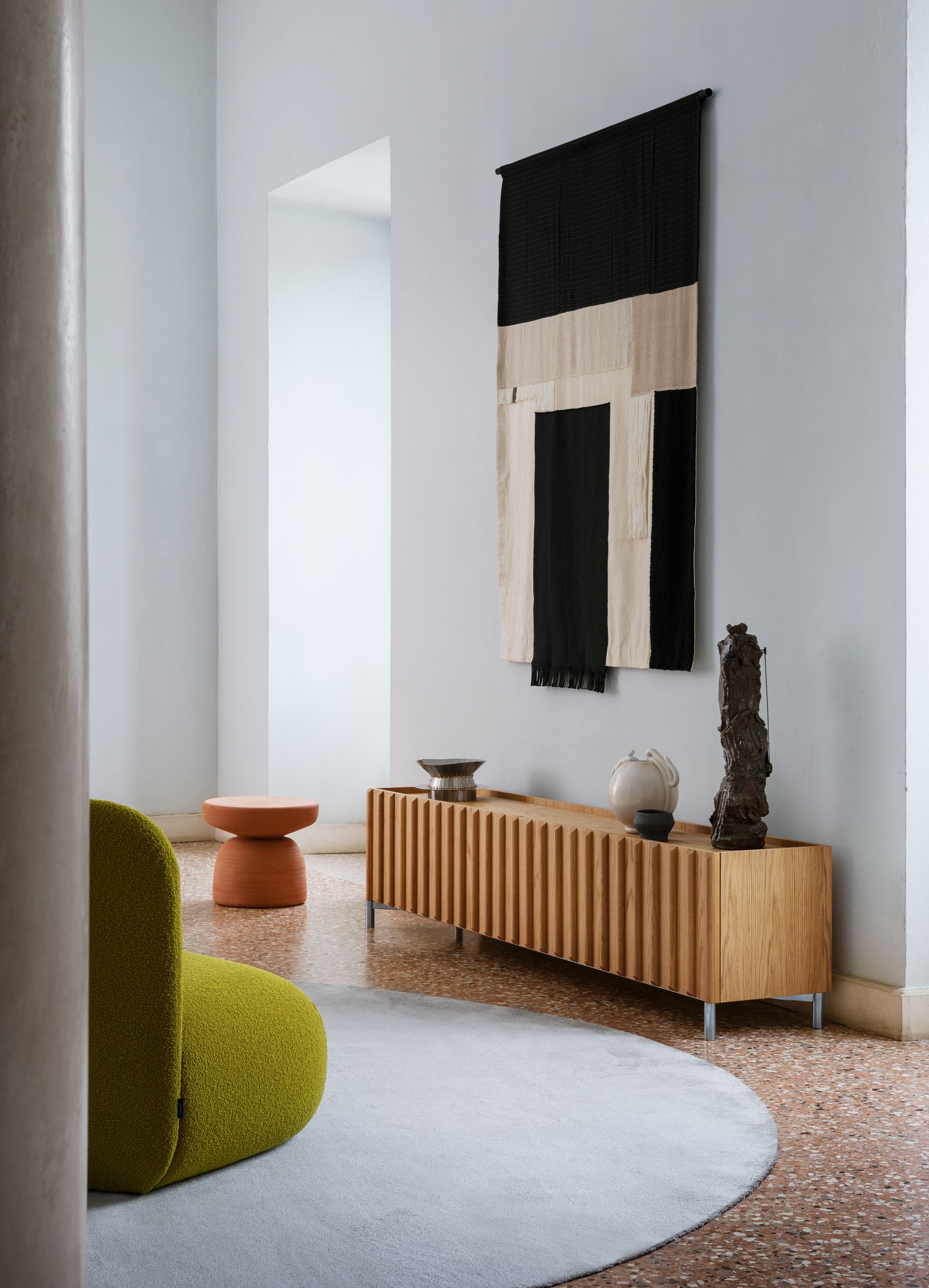 Nuevo mueble de diseño de miniforms, container, mueble de colores, mármol o madera