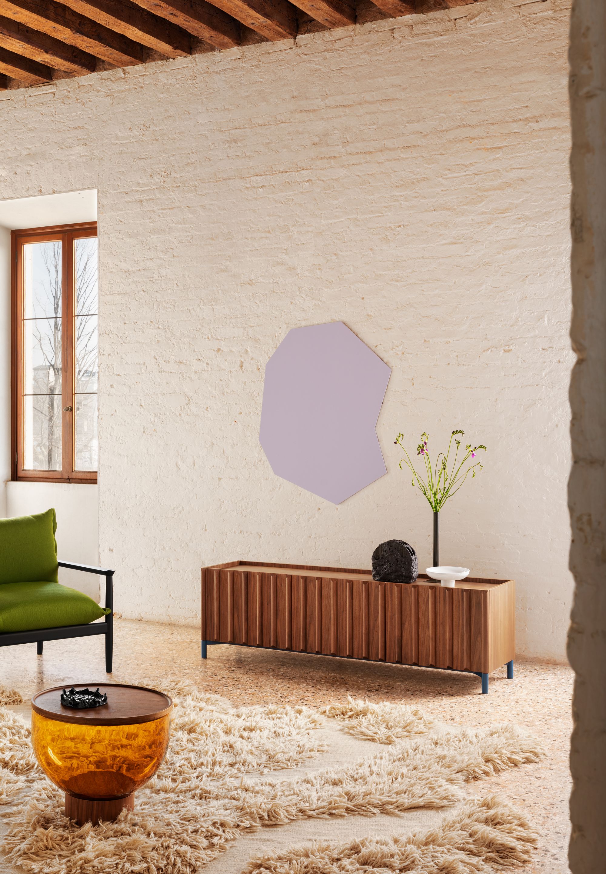 Nuevo mueble de diseño de miniforms, container, mueble de colores, mármol o madera