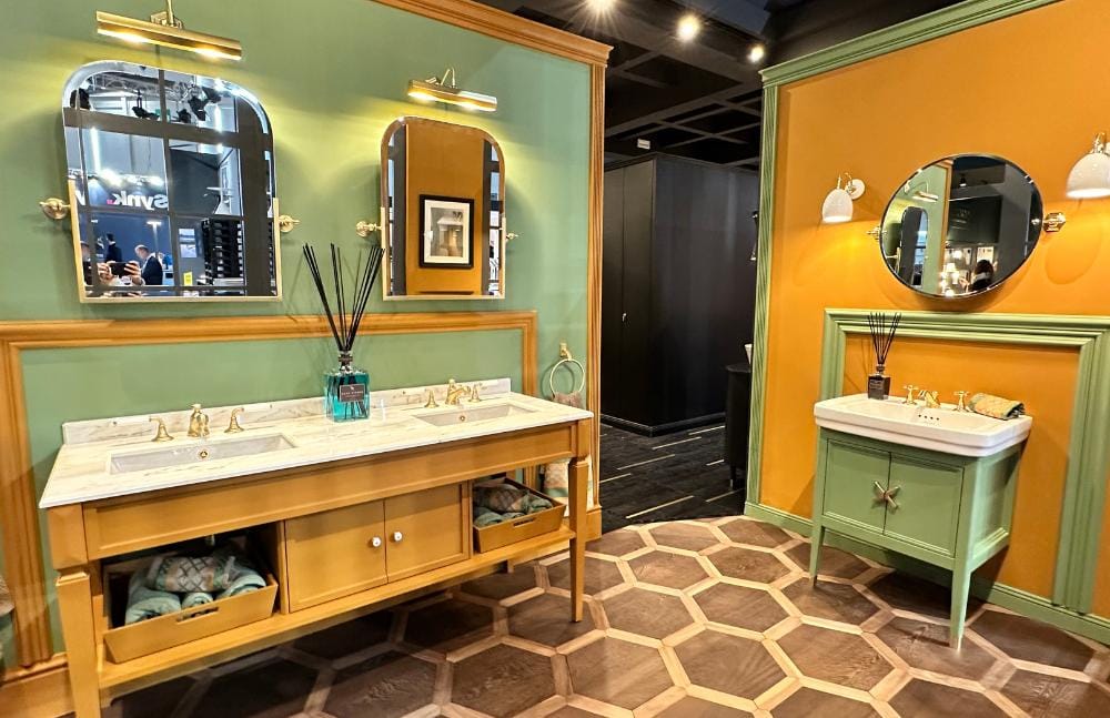 wood, green and orange bathroom with gold hardware
