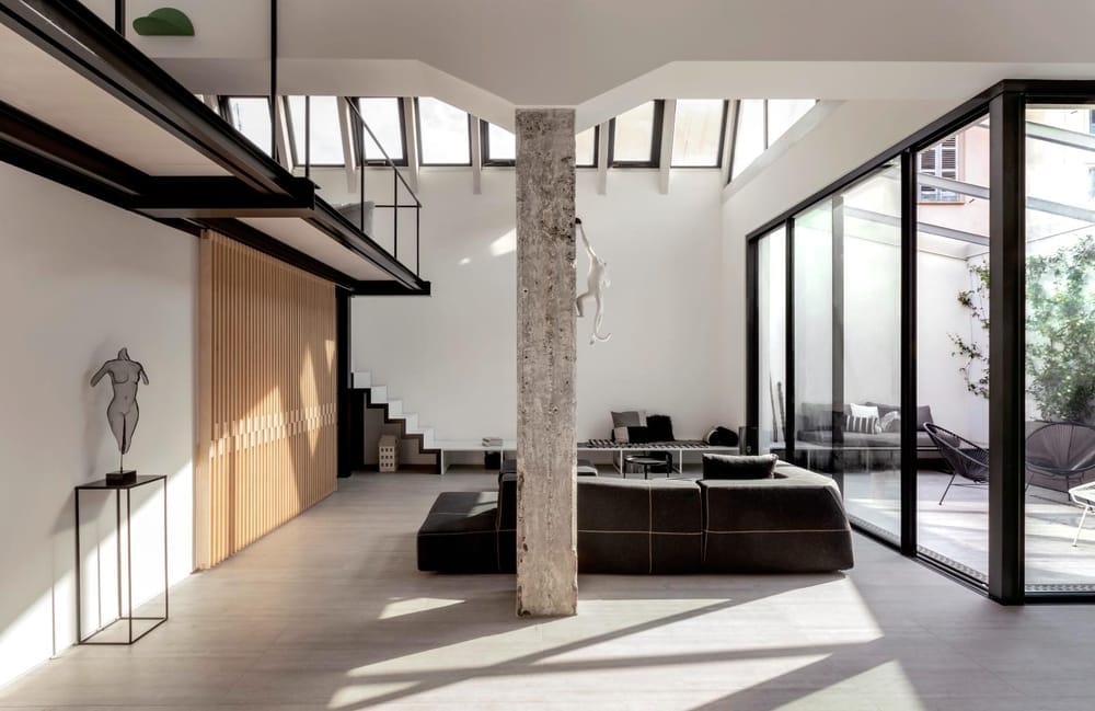 loft de estilo industrial moderno com sala de estar, jantar, cozinha, terraço e mezanino