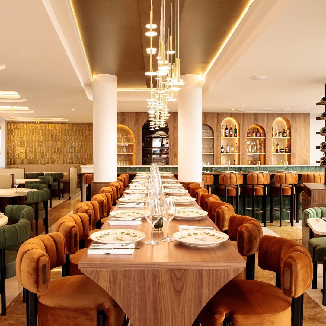 Cavalieri Paris – Restaurant com móveis da Salma