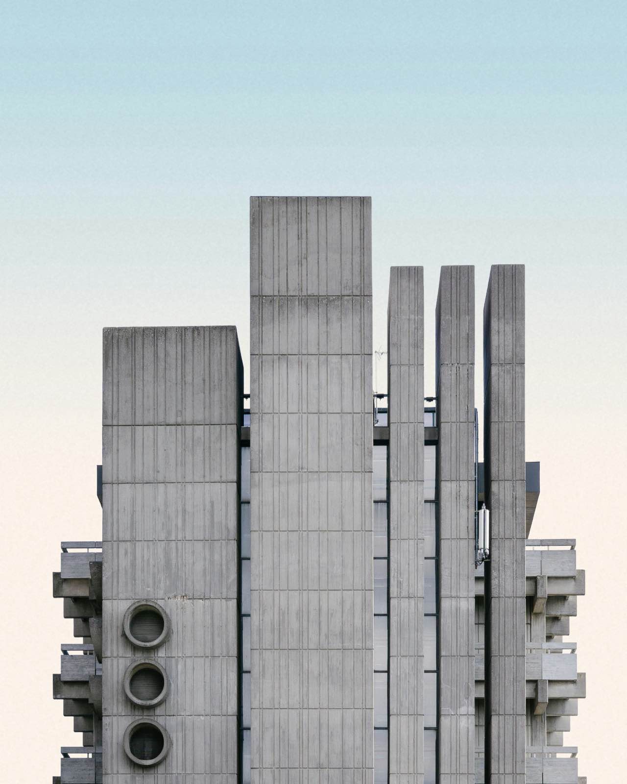 arquitectura brutalista de hormigón en dinamarca