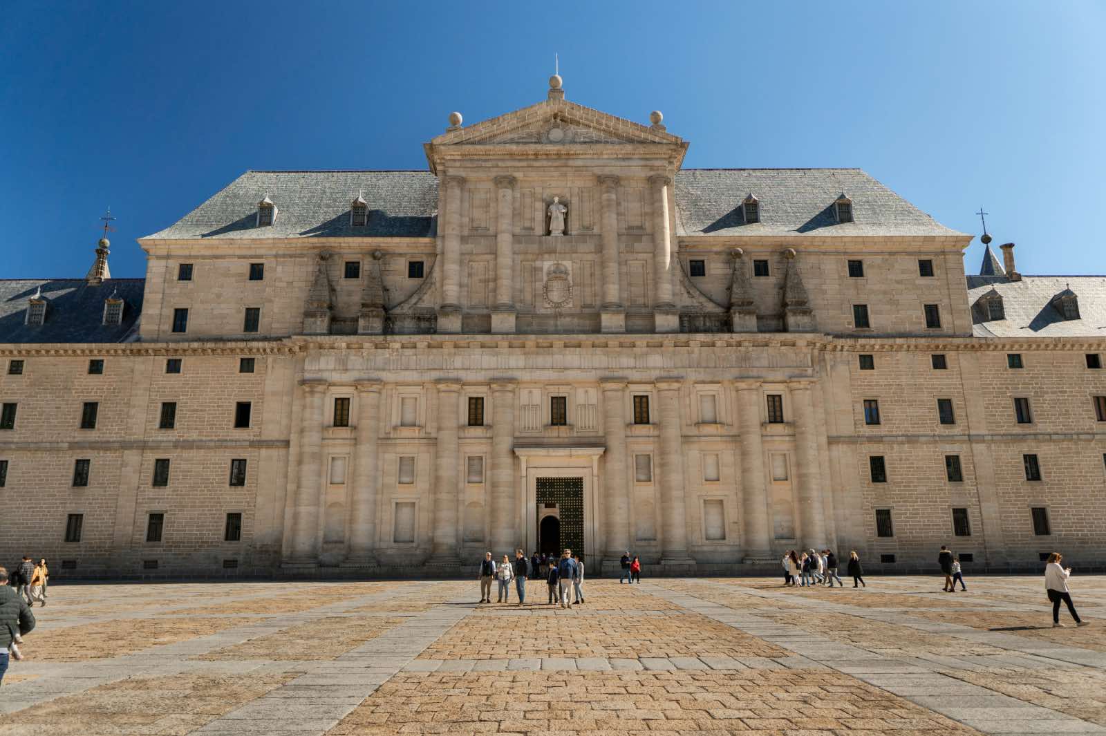 Palacio-Monasterio de El Escorial arquitectura herreriana renacimiento español