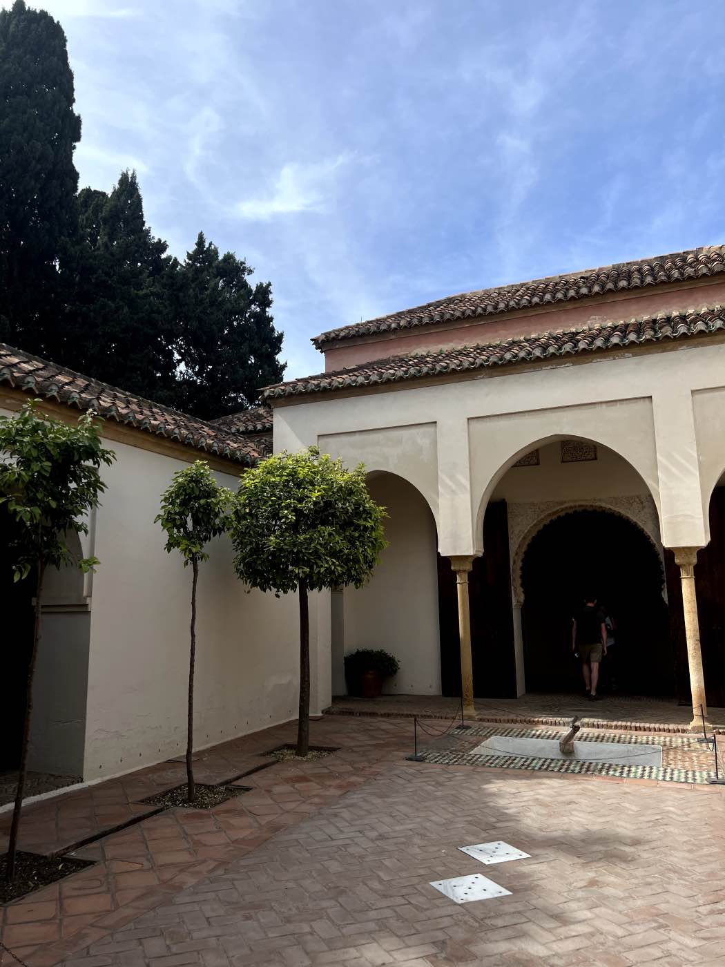 alcazaba de málaga, arquitectura islámica en andalucía, españa