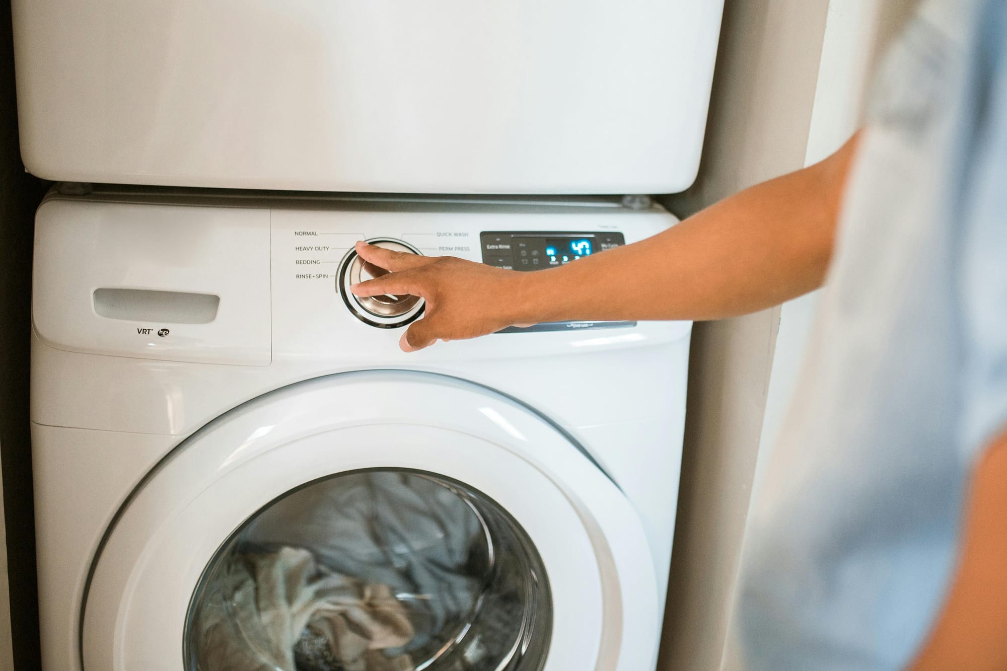 máquina de lavar em casa
