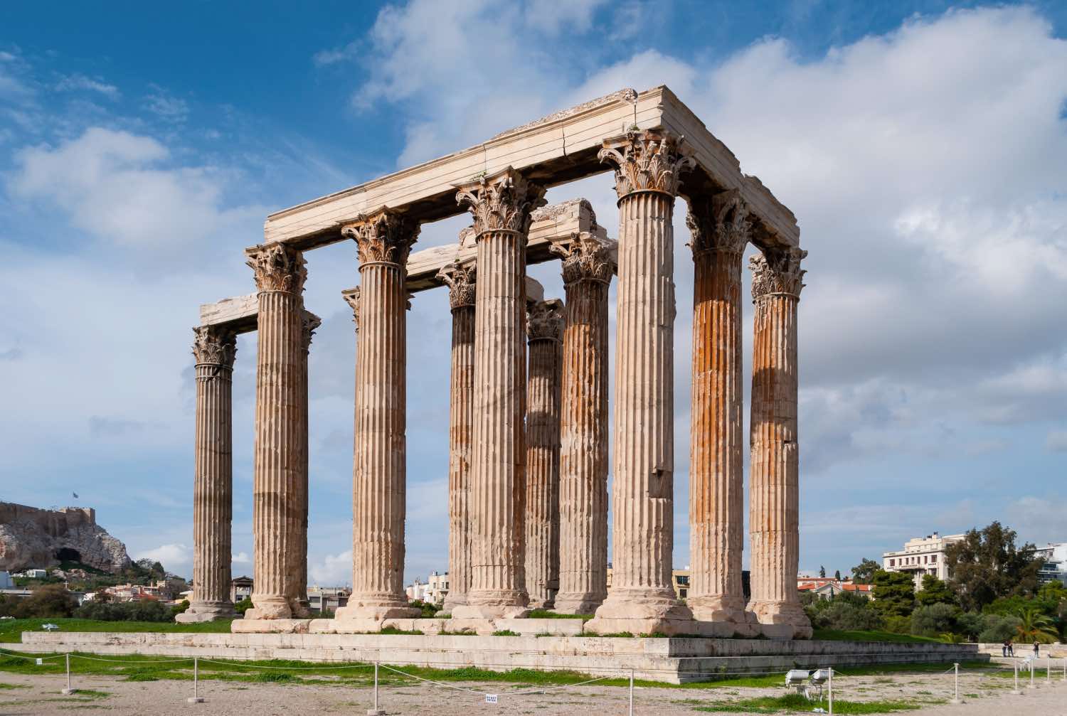 templo griego corintio, templo de zeus, ruinas de arquitectura griega antigua