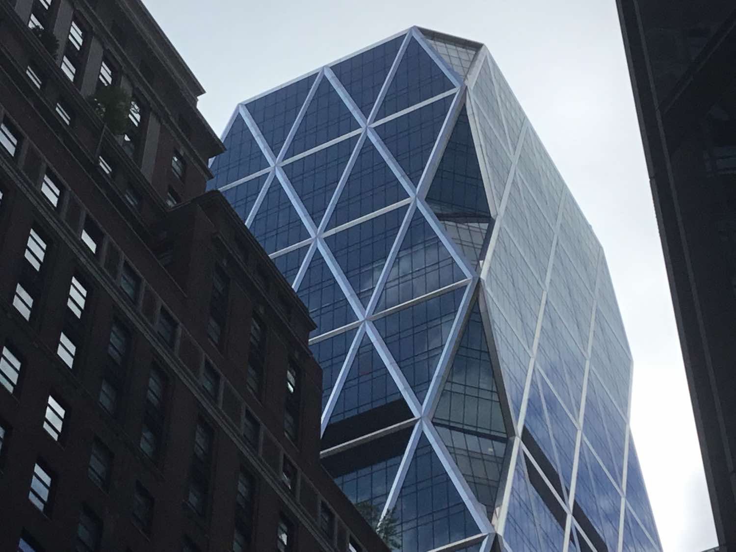 Obras de Norman Foster: Hearst Tower, Nueva York. arquitectura moderna rascacielos