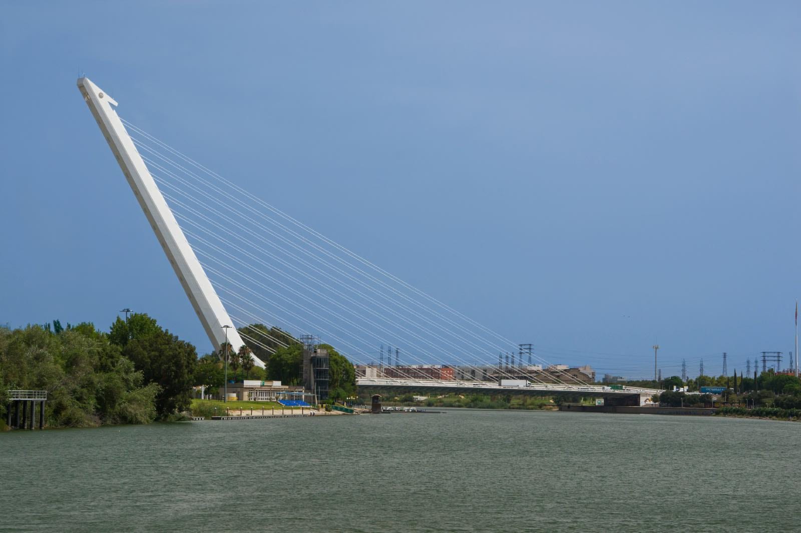 obras de Santiago Calatrava: Puente del Alamillo, Sevilla.