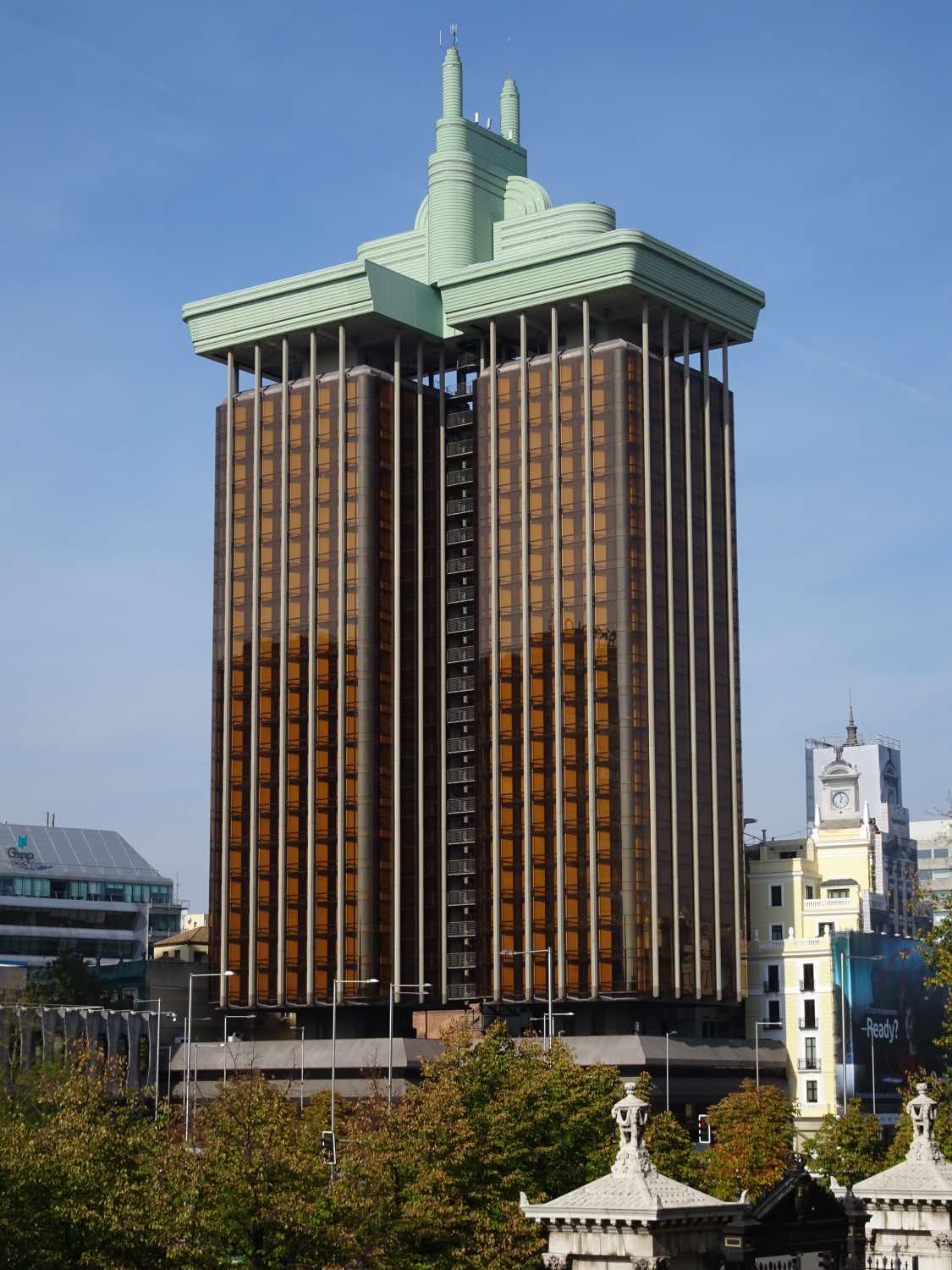 Arquitectos famosos españoles. Antonio Lamela: Torres Colón, madrid