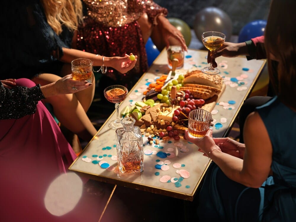 mesa com decoração para festa de Réveillon