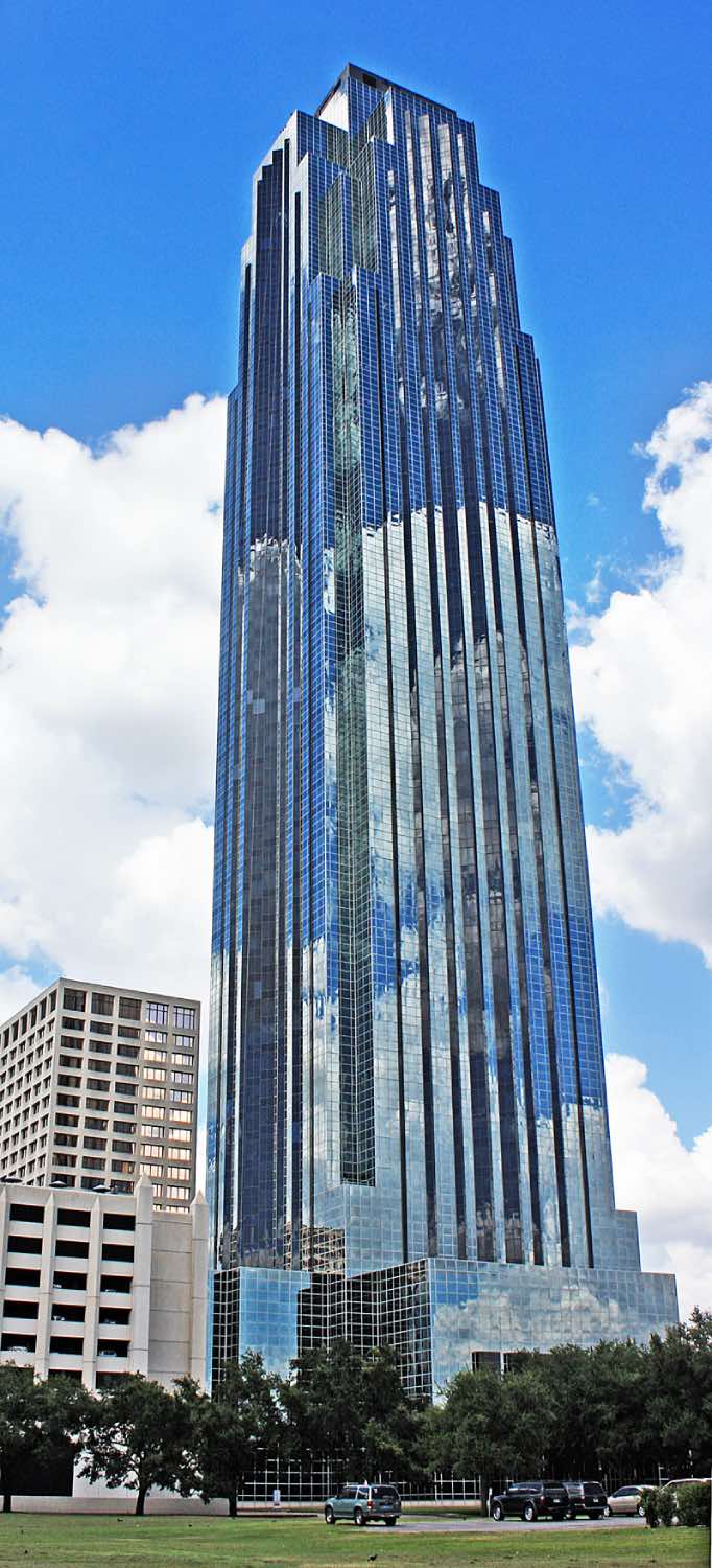 12 obras de Philip Johnson: Williams Tower, Houston. rascacielos cristal posmoderno