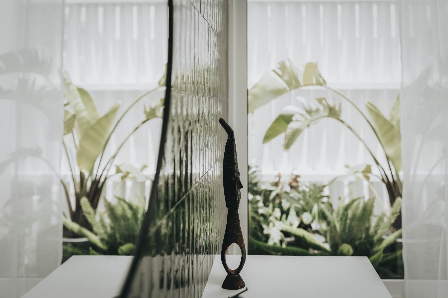 detalle de cuarto de baño moderno, casa en lanzarote