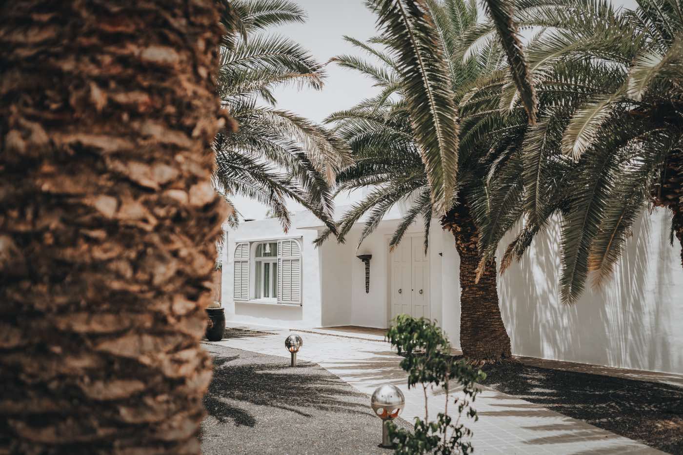 villa amonita, casa moderna con piscina en lanzarote
