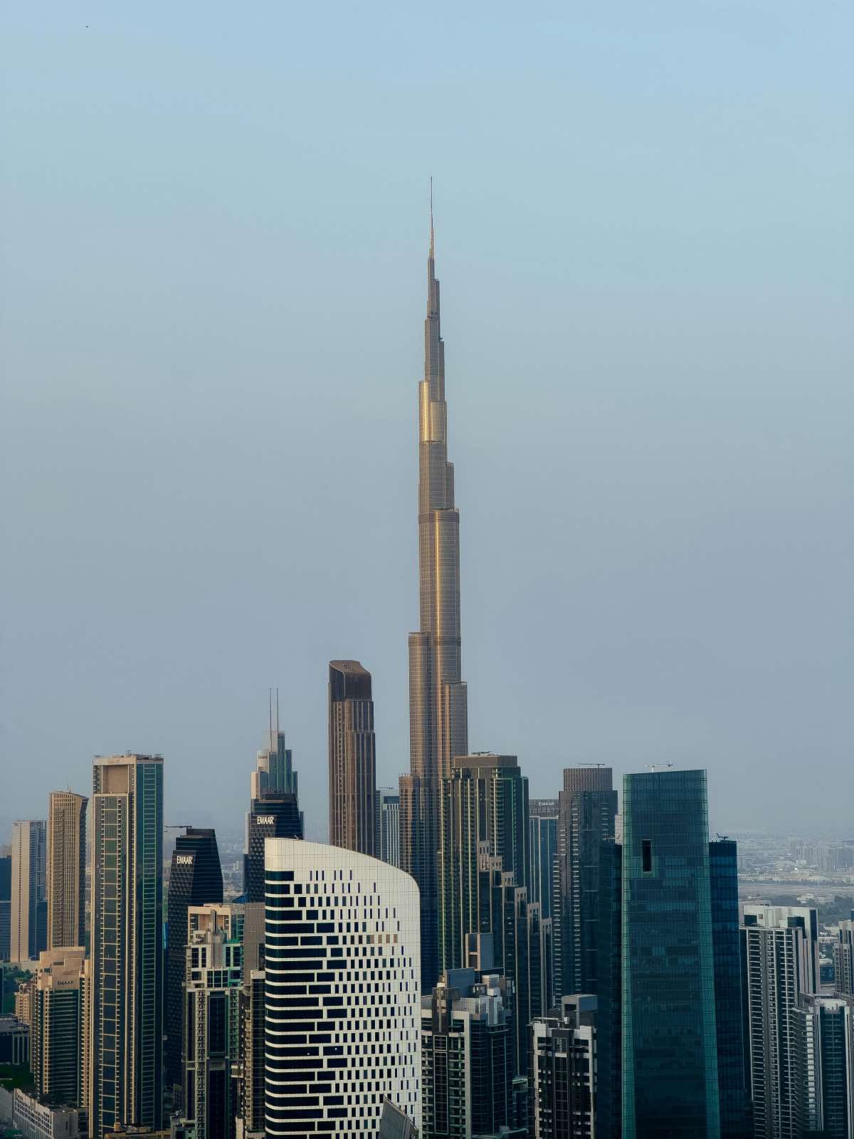 Edificios famosos: Burj Khalifa en Dubái.