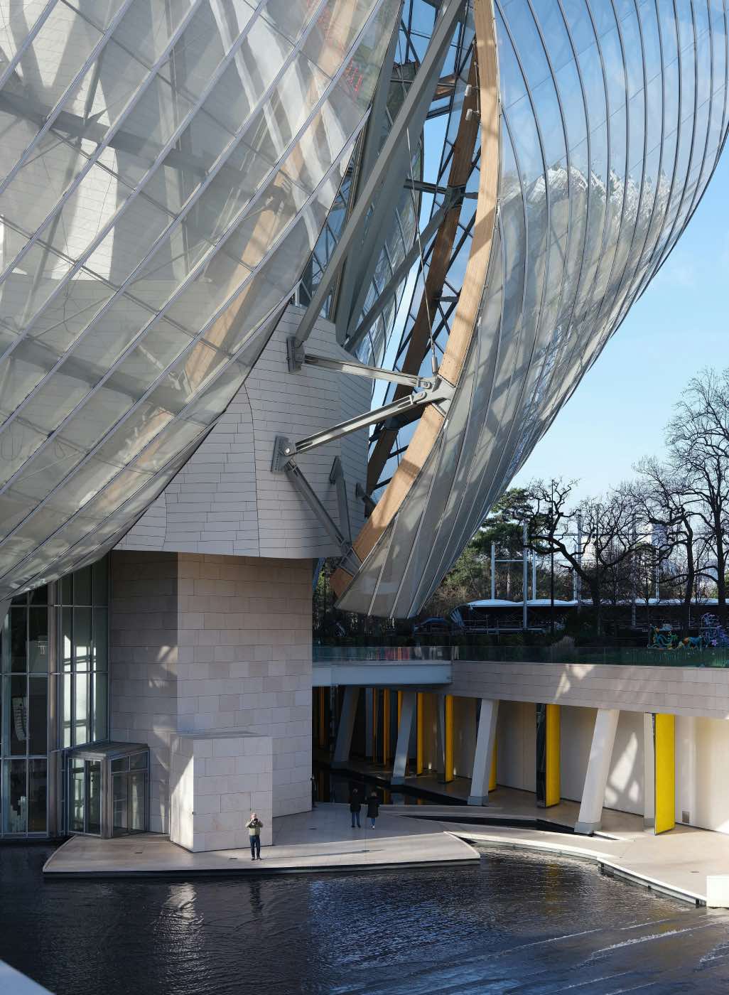  Fondation Louis Vuitton en París