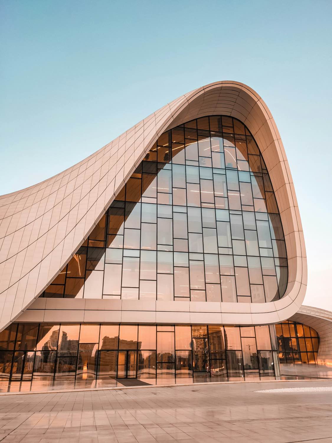 Edificios famosos: Centro Cultural Heydar-Aliyev en Bakú