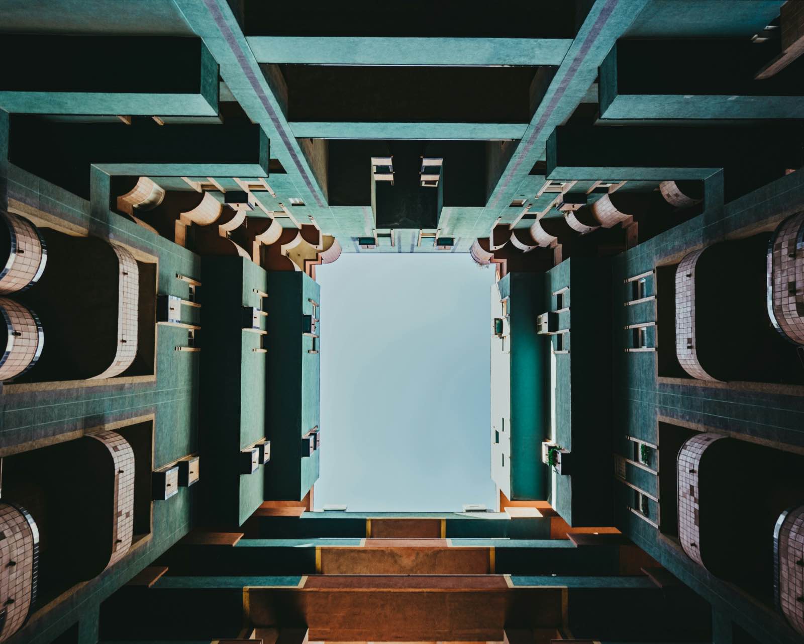 walden 7, brutalisme, bofill, barcelona