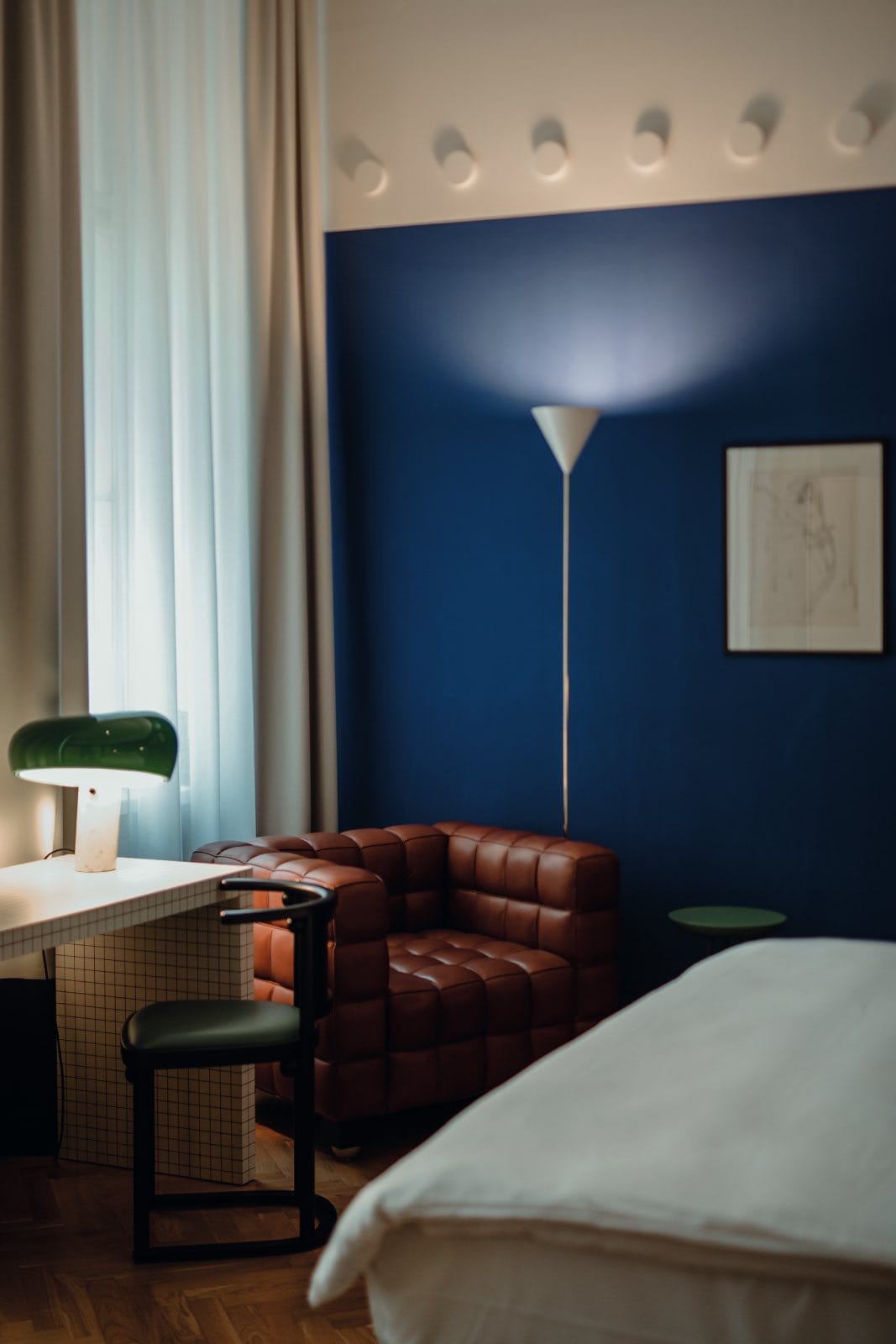 decoración de dormitorio azul moderno