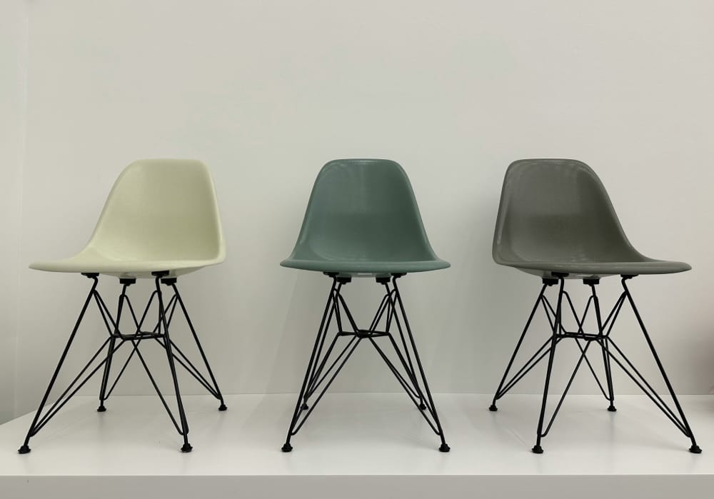 Top 10 Esszimmerstühle für modernes Wohndesign: Eames Plastic Side Chair