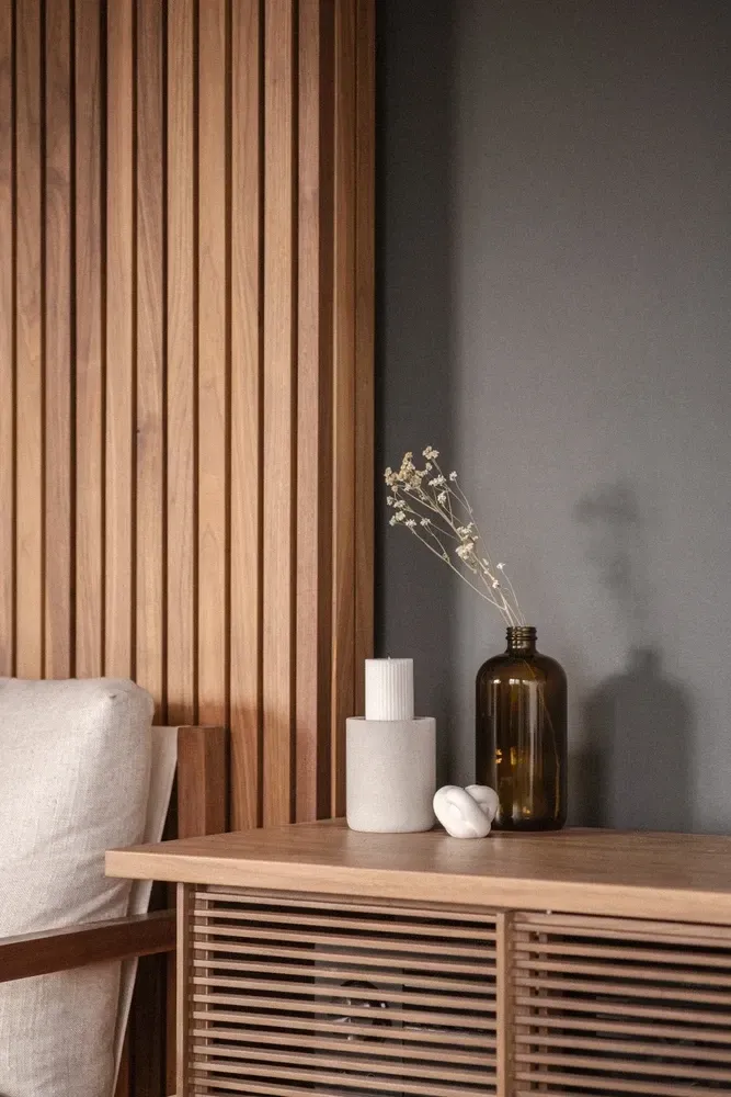 Arredamento in stile Japandi. mobili moderni legno