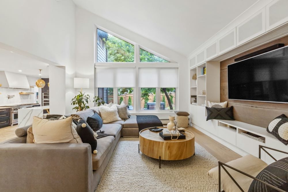 Conseils de décoration de salons pour un espace sans désordre