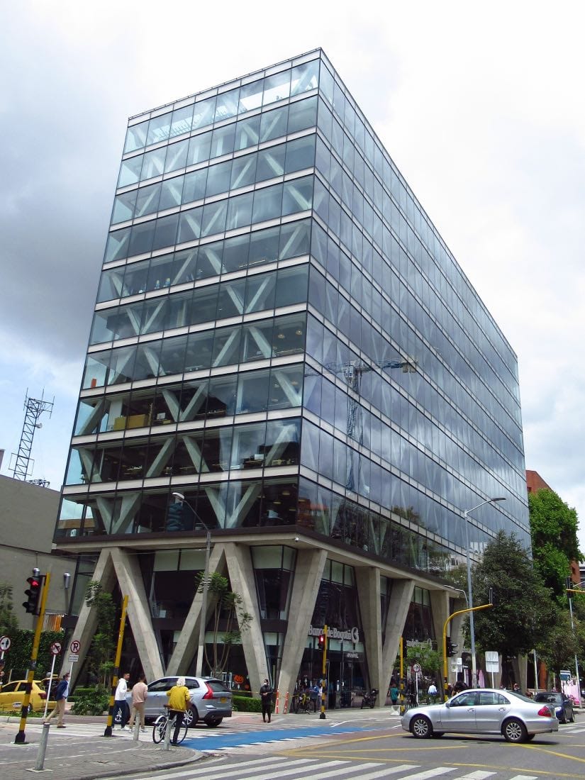 Edificios famosos de Colombia: Edificio 8111, Taller de Arquitectura de Bogotá