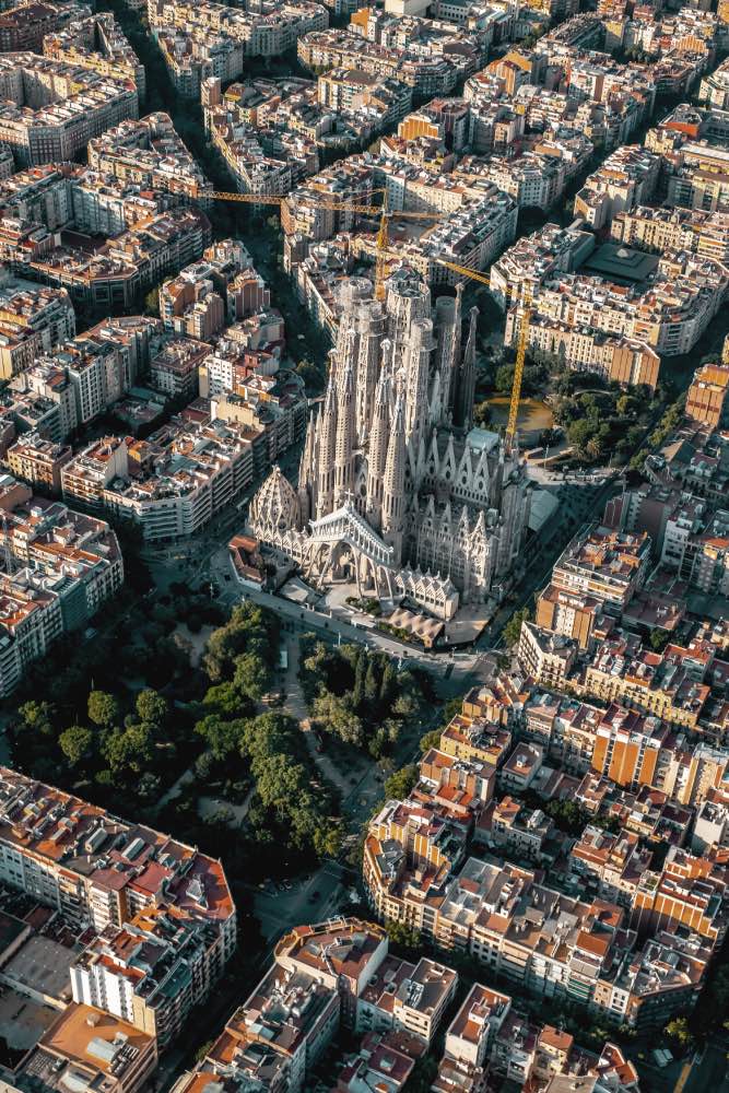 arquitectos famosos: sagrada familia de antoni gaudí, barcelona