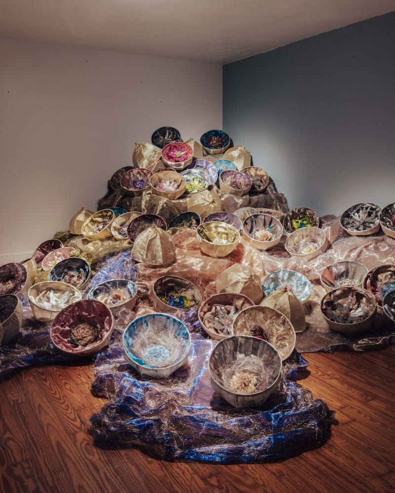 alcova miami 2025, diseño de interiores emergente, arte contemporaneo