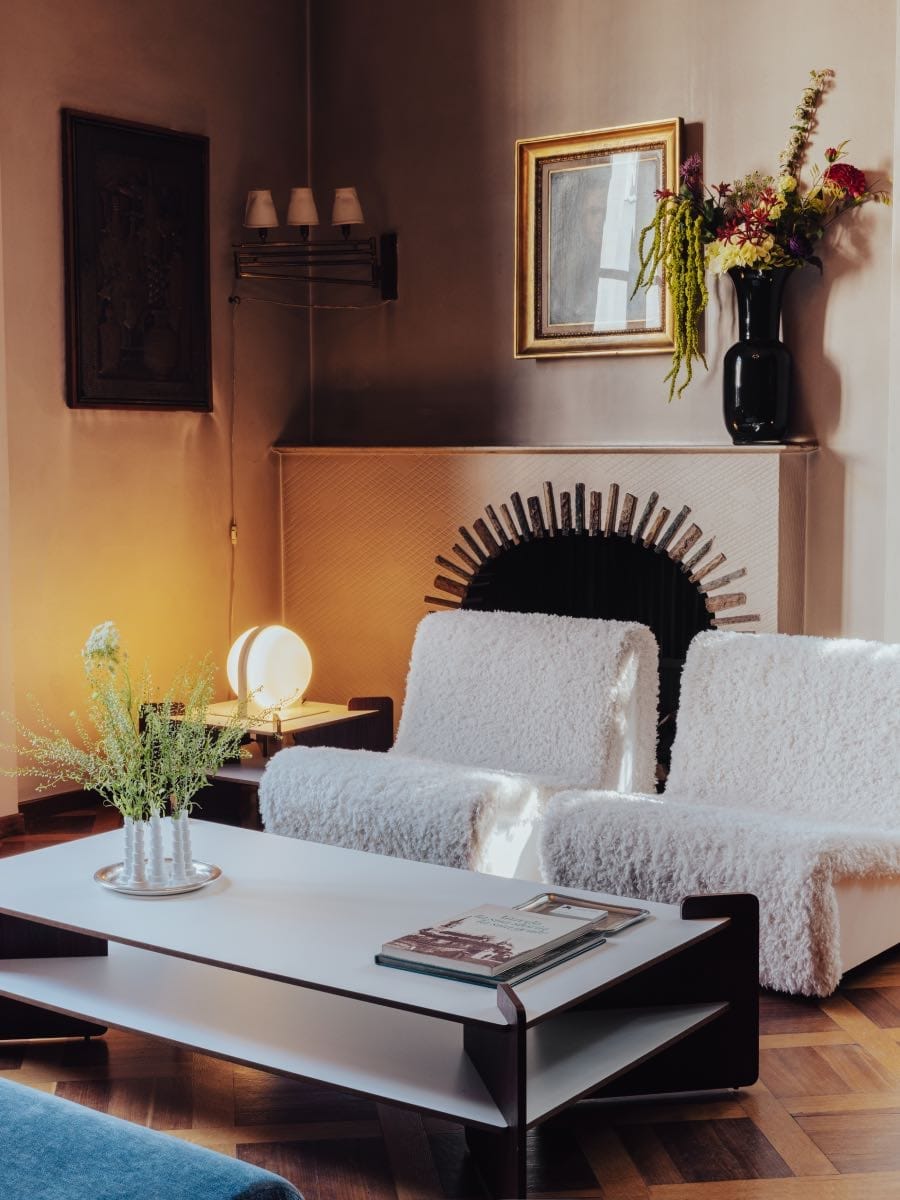 Tendenze di interior design per il 2026, soggiorno con mobili moderni