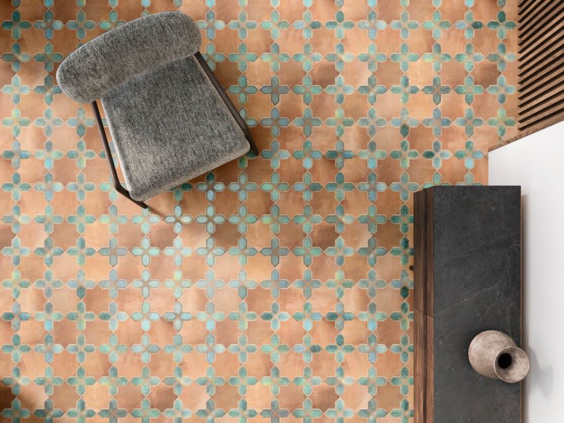 decoracion con azulejos turquesa. Diseño de interiores con cardenillo