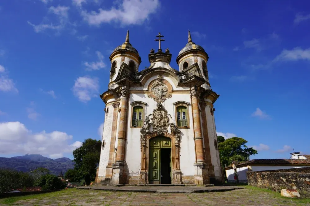 Igreja de São Francisco de Assis, arquitetura barroca em Ouro Preto
