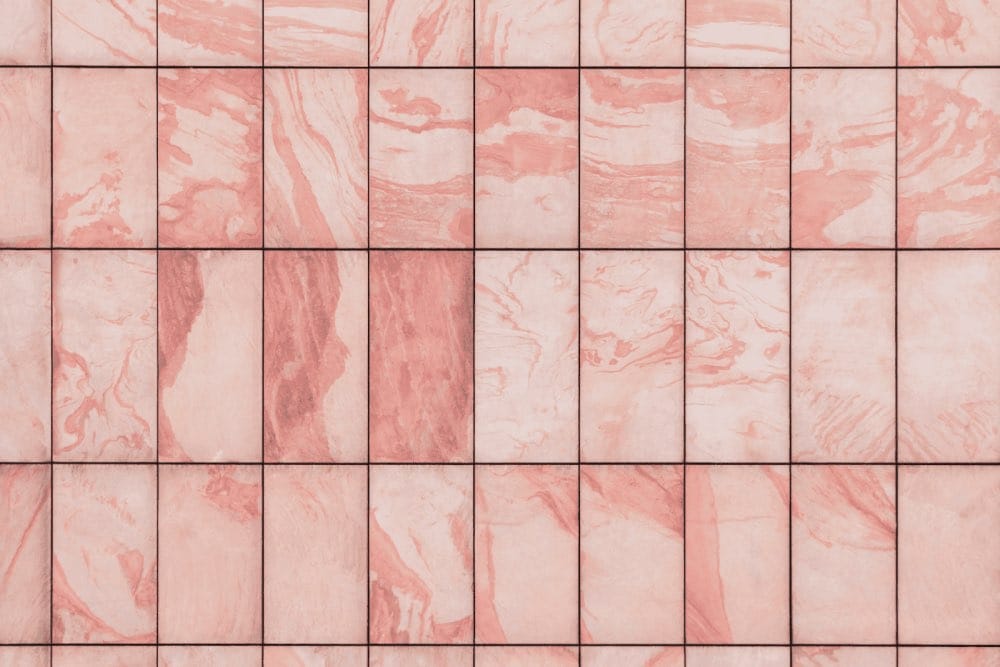 azulejos rosas de colores para baños modernos