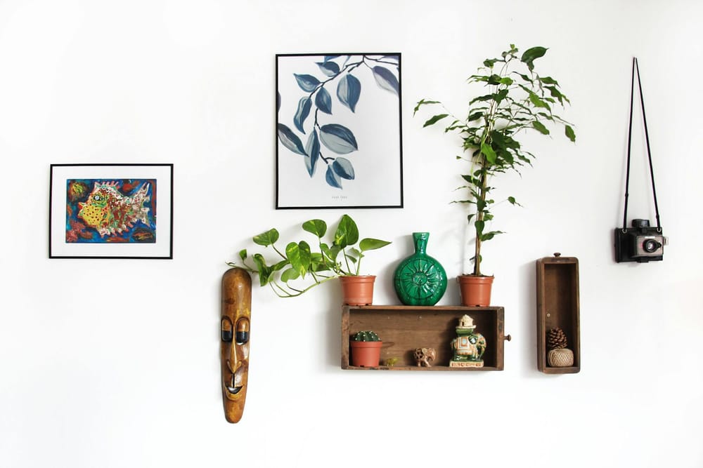 16 Ideas to Create a Picture-Perfect Gallery Wall