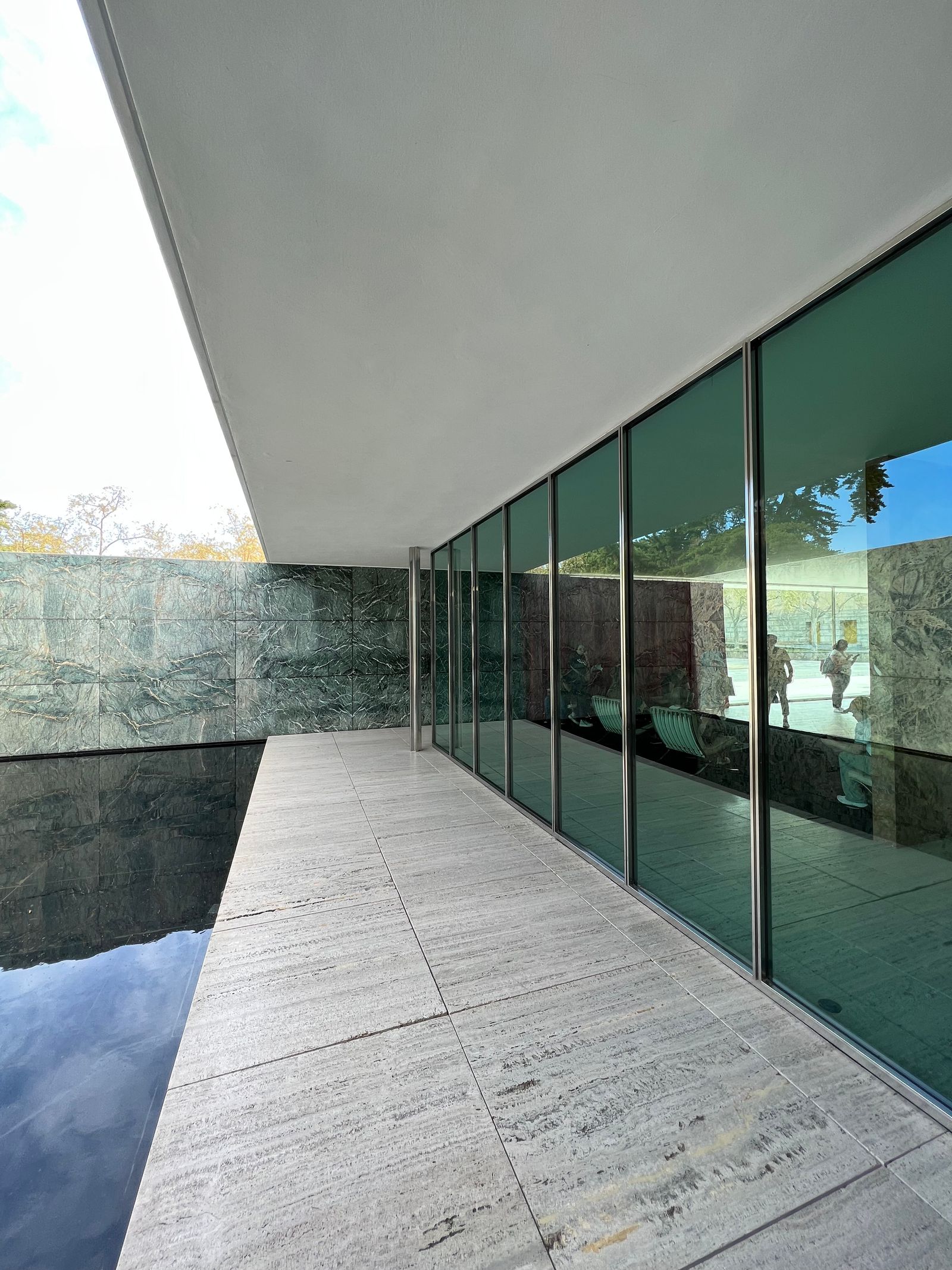 los-secretos-del-pabell-n-barcelona-de-mies-van-der-rohe