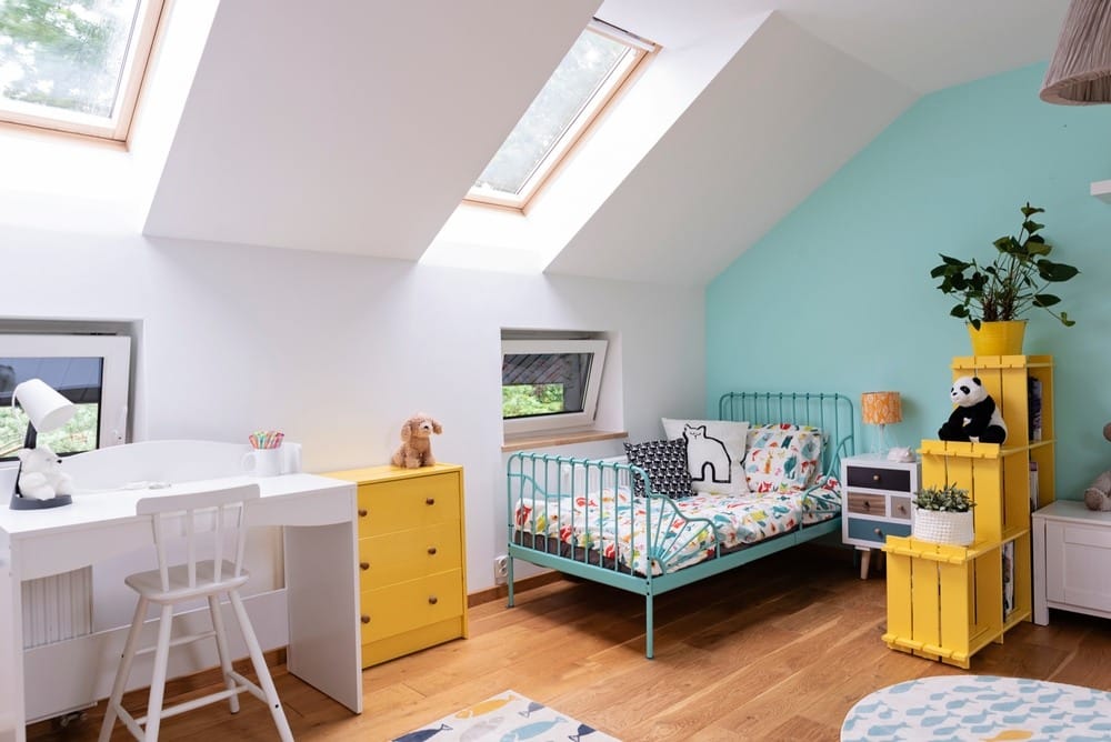 Tips for organizing your kids' rooms for back to school success