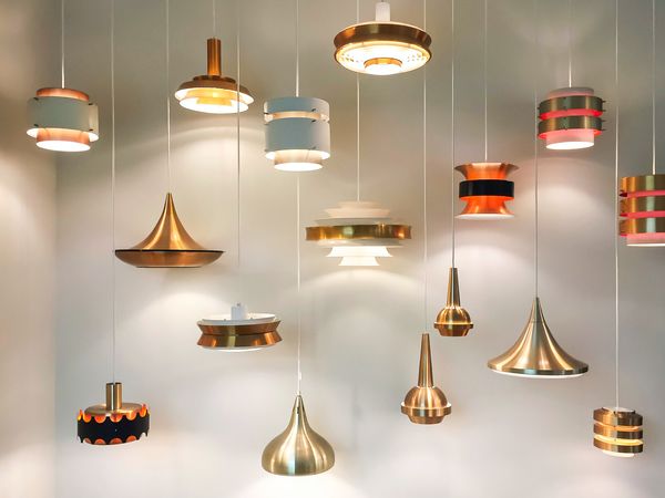 lamparas colgantes para el hogar en oro y colores modernos