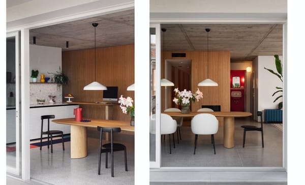 muebles de comedor de tendencias. comedor con mesa de madera y sillas blancas y negras